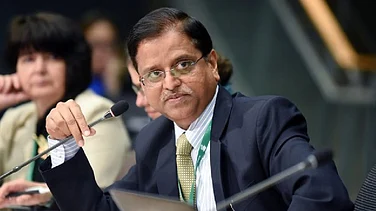 'How Trump Is Destroying US Dollar': Former Finance Secretary Subhash Chandra Garg On BRICS’ Shift Towards China’s Yuan