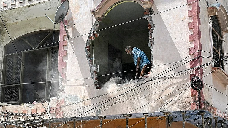 MCD Steps Up Crackdown On Unauthorised Construction Across Delhi After Satya Niketan Collapse - File Photo| Photo: PTI