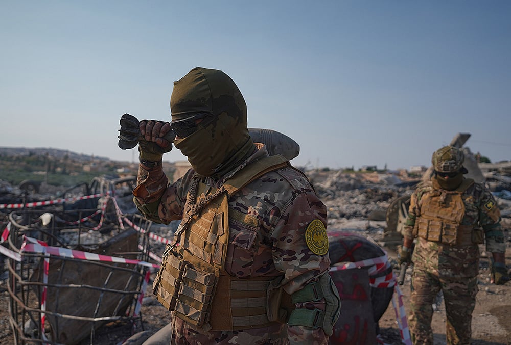 Sarmada Syria arms warehouse casualties
