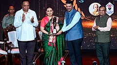 Rani Mukerji Receives Raj Kapoor Award
- ANI