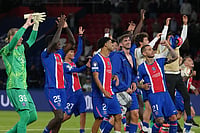 | Photo: AP/Thibault Camus : PSG players celebrates after defeating Slovan Bratislava during their Champions League opening phase soccer in Paris.