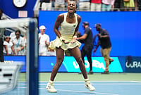 | Photo: AP/Kirsty Wigglesworth : Coco Gauff, of the United States, celebrates winning a match against Mirra Andreeva, of Russia, during the quarterfinal round of the U.S. Open tennis championships, Wednesday, Sept. 9, 2026, in New York. 