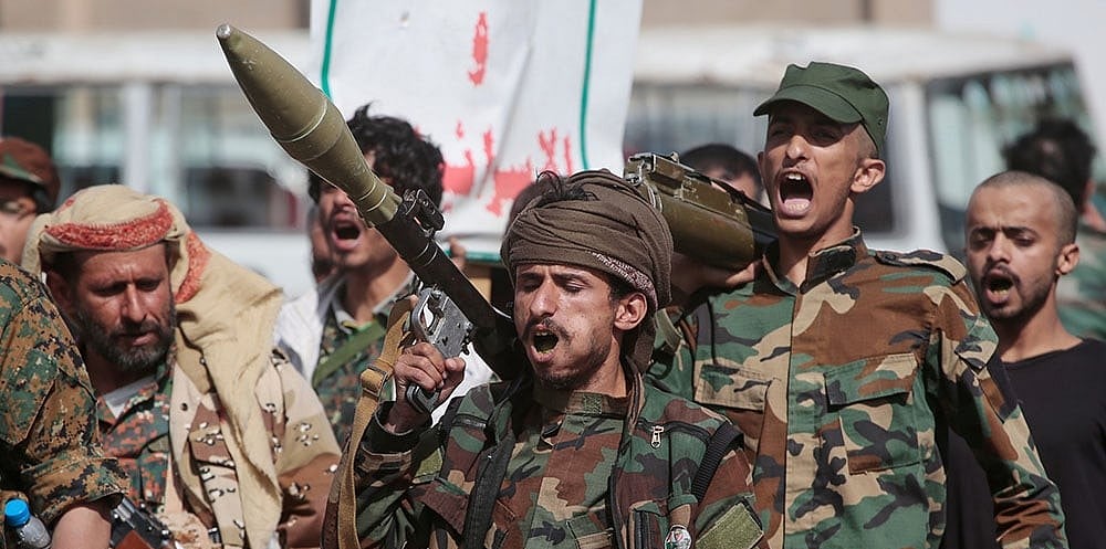 | Photo: AP : Yemen's Houthi rebels march during a mobilization campaign in Sanaa, Yemen, Thursday, Sept. 10, 2026. 