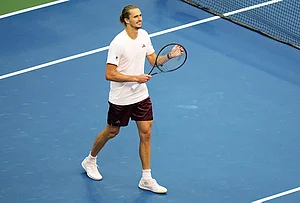 | Photo: AP/Frank Franklin II : Alexander Zverev, of Germany, reacts after he won his match against Karen Khachanov, of Russia, during the men's singles semifinals of the U.S. Open tennis championships Friday, Sept. 11, 2026, in New York.