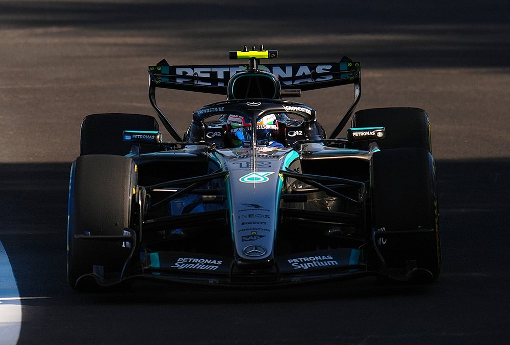 Mercedes driver Andrea Kimi Antonelli of Italy steers his car during the second free practice ahead of the Spanish Formula One Grand Prix, in Madrid, Friday, Sept. 11, 2026.  - | Photo: AP/Manu Fernandez