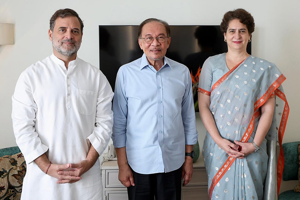 Rahul Gandhi meets Anwar Ibrahim