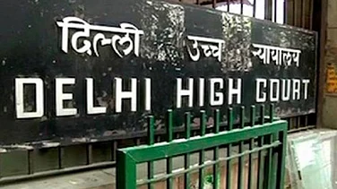 Delhi HC Orders MCD, NDMC To Issue Seizure Memos To Street Vendors Within 24 Hours