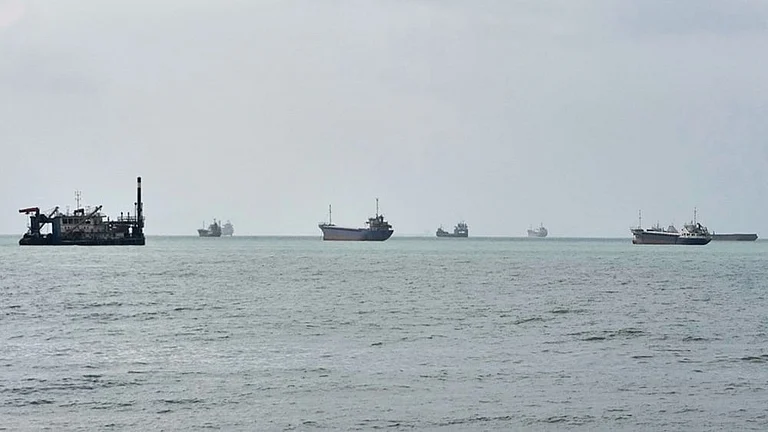 Sunken iPhones, French Perfumes Trigger Treasure Hunt In Strait Of Hormuz (Representative Image) - | Photo: AP/Vahid Salemi