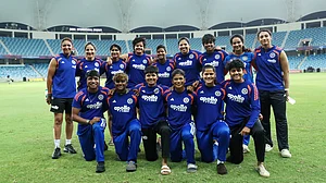 X/BCCIWomen : Indian women cricket team posing together for a picture after beating Sri Lanka in the Women's Asia Cup 2026 final in Dubai