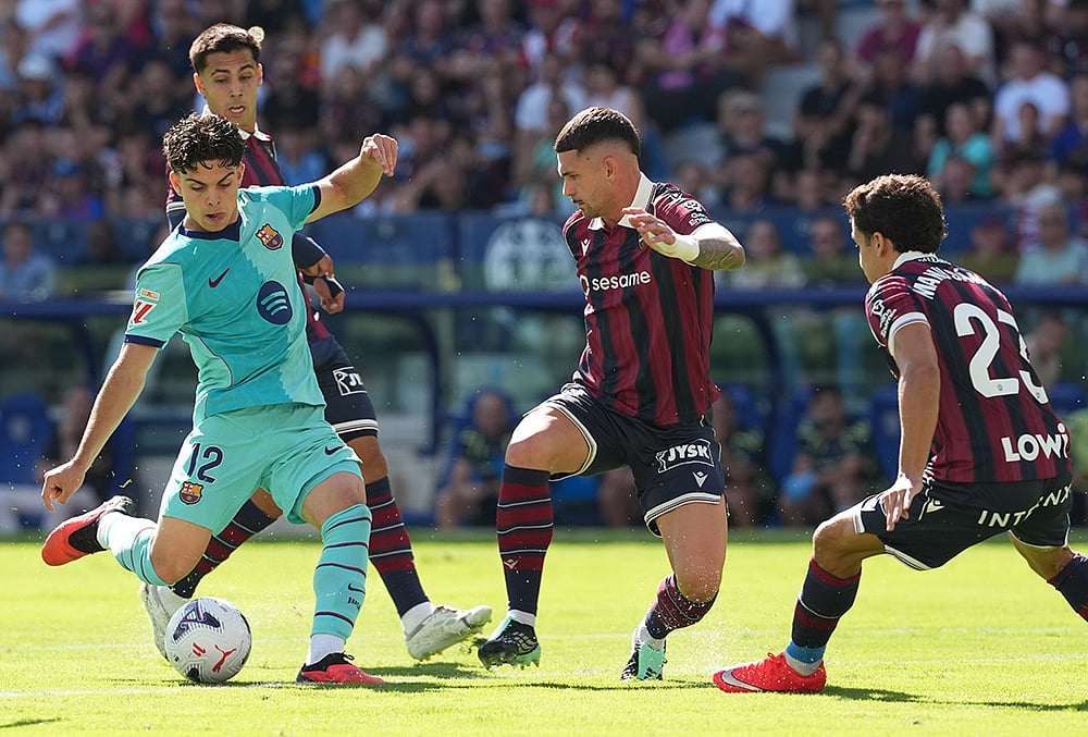 Levante Vs FC Barcelona spain soccer la liga match highlights-Xavi Espart