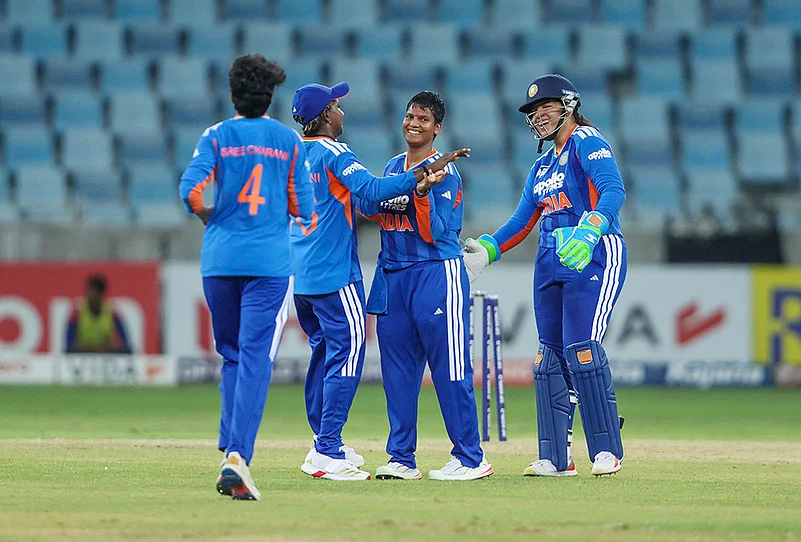 India Women vs Sri Lanka Women match celebration pictures
