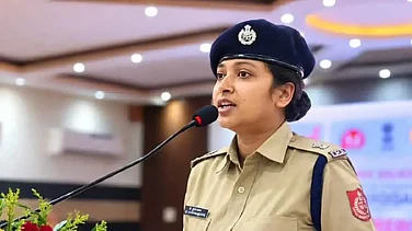 Who Is IPS Officer Bushra Bano, Facing A Complaint Over Her ‘Assalamualaikum’ Greeting?
