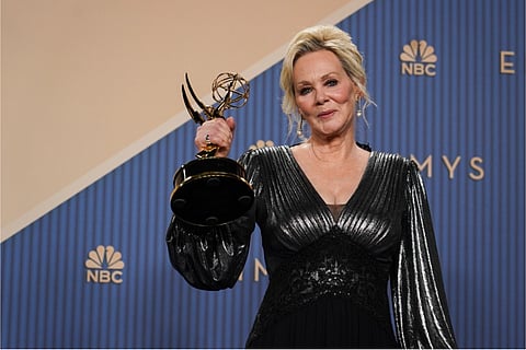 Jean Smart accepts the award for Outstanding Lead Actress 