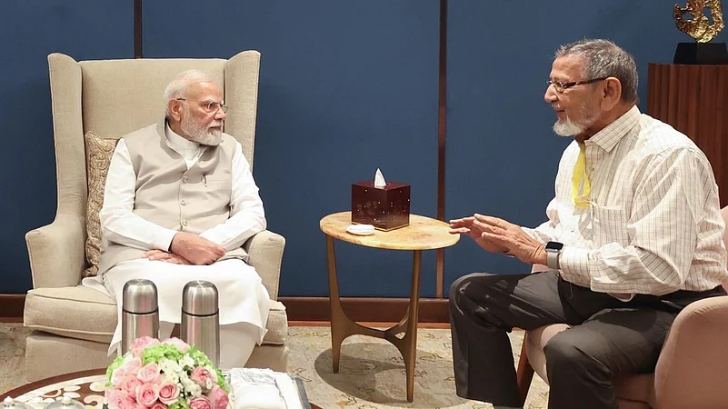 PM Modi and Asgarali Vohra