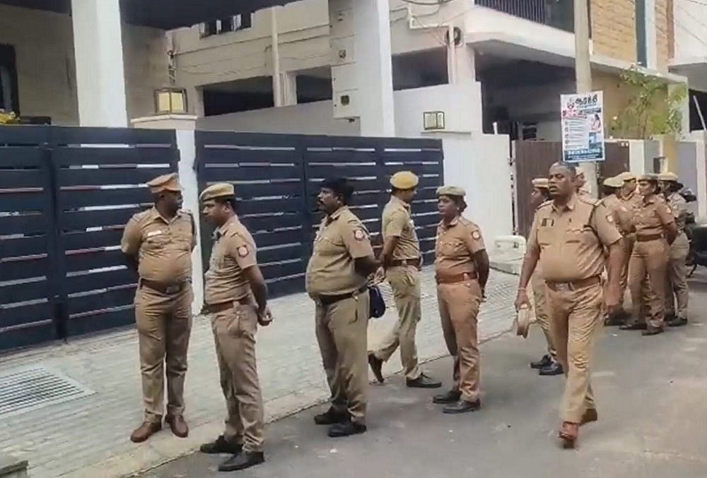 Anbil Maheshs residence raided