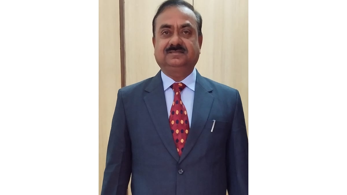 Prof. Sanjay Sinha, Dean, Skill Faculty of Management Studies and Research, Shri Vishwakarma Skill University, Palwal - null