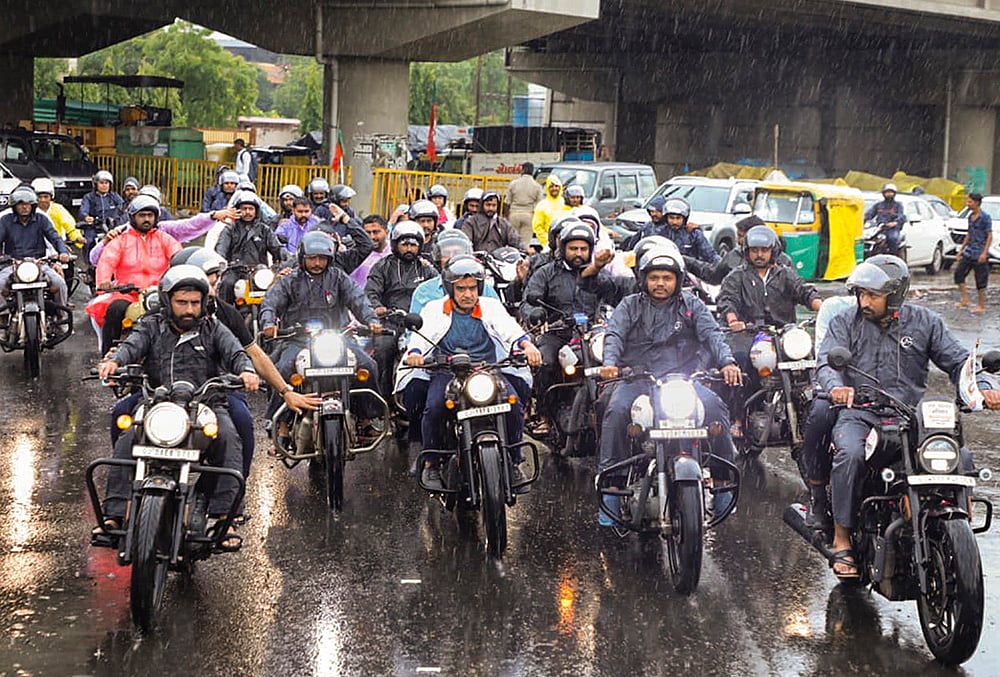 GJ Dty CM during a bike rally