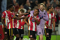 Brentford Vs Chelsea, Premier League 2026-27: Bees Sting At Home To Cruise Past Blues 3-0 And Climb To Third Place | Photo: AP/Dave Shopland : Brentford players celebrate after the Premier League soccer match between Brentford and Chelsea in London, England, Friday, Sept. 18, 2026.