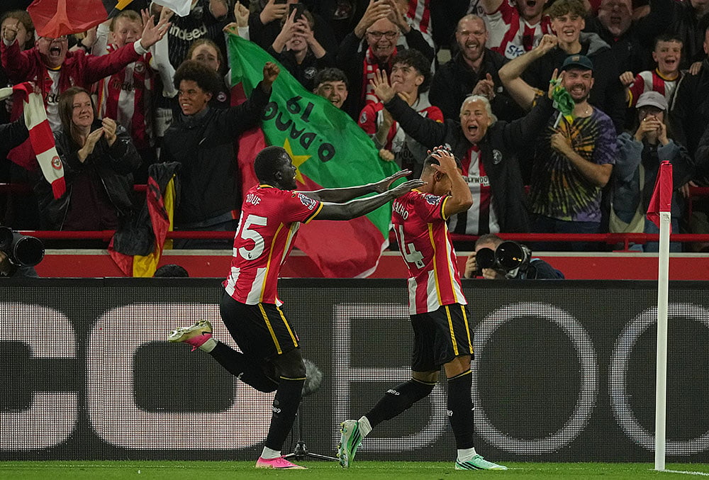 Brentford and Chelsea Premier League highlights-Brentfords El Hadji Diouf