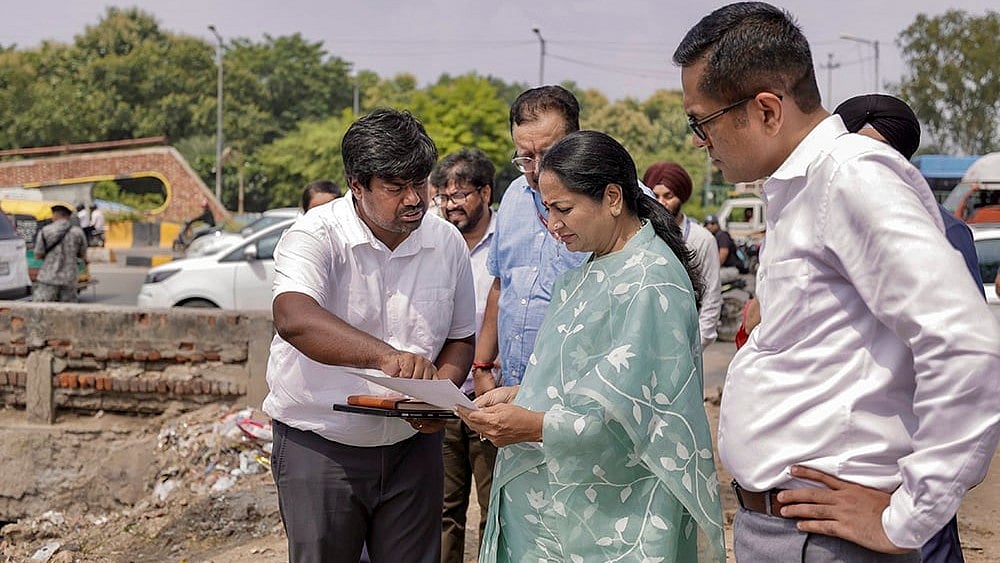 Delhi CM Rekha Gupta  - | Photo: @CMODelhi/X via PTI 