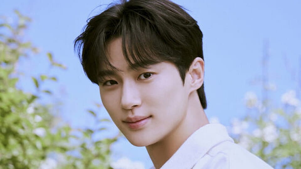 Byeon Woo Seok - X