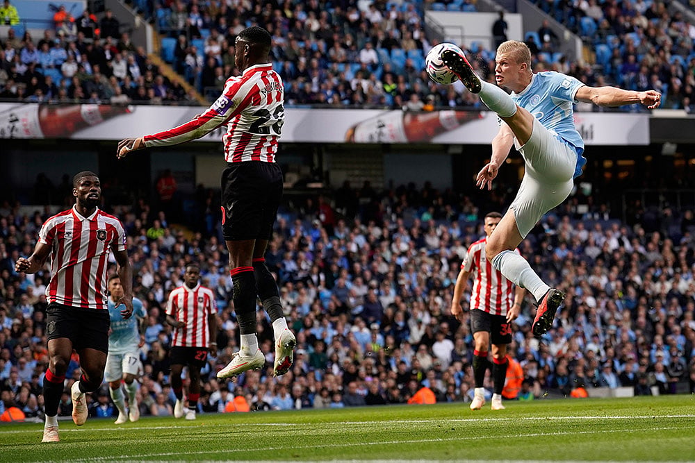 English Premier League: Sunderland vs Manchester City