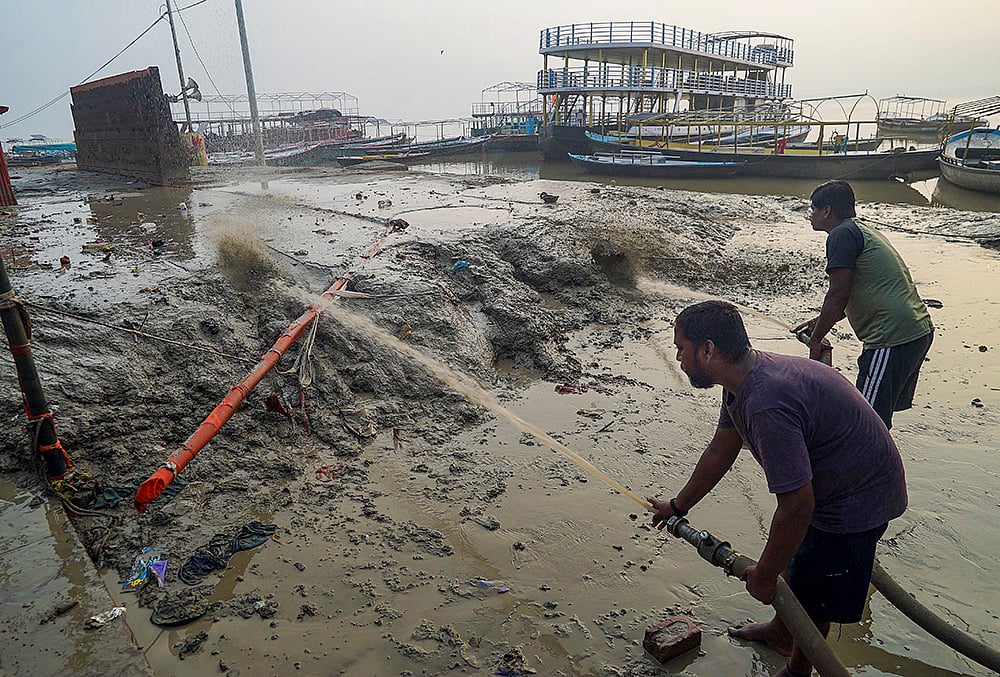 Weather: Floods aftermath