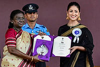 | Photo: @PIBAhmedabad/X via PTI  : President Droupadi Murmu confers award for Best Actress in a Leading Role on Yami Gautam Dhar for her performance as an intelligence officer in the film ‘Article 370’ during the 72nd National Film Awards, at Kevadia, in Narmada district, Gujarat. 
