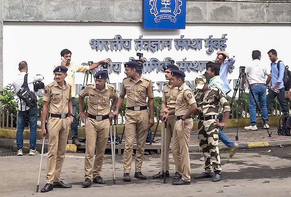 Police personnel stand guard outside IIT Bombay after the recent death by suicide of a second year B Tech student Sahil Wakode, in Mumbai, Tuesday, Sept. 22, 2026.  - | Photo: PTI