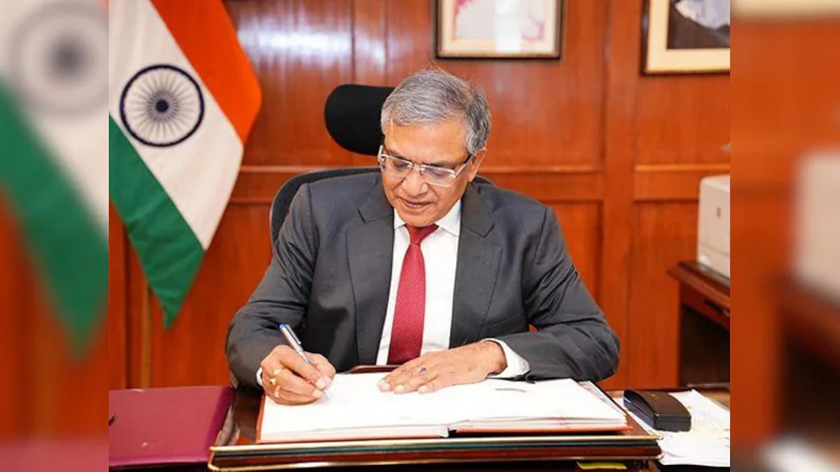 | Photo: ECI; Representative image