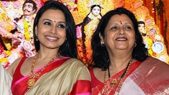 Rani Mukerji's mother last rites - Instagram