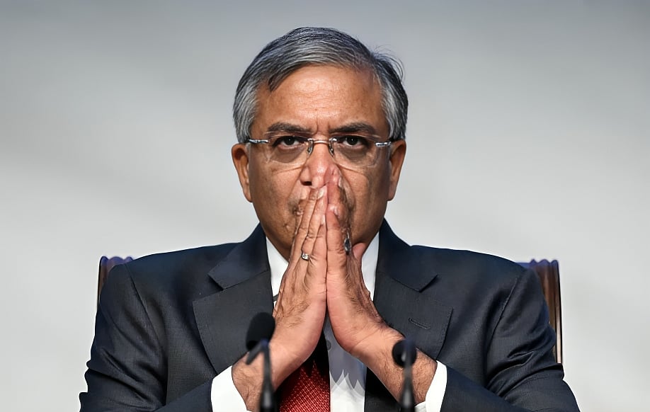 X :  CEC Gyanesh Kumar 