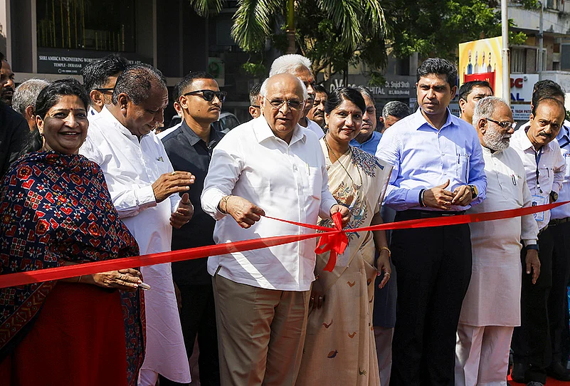 CM Bhupendra inaugurates flyover bridge