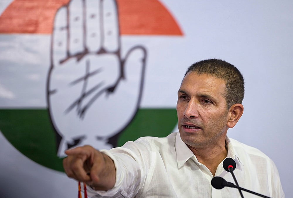 Jitu Patwari holds press conference on electoral irregularities in Bhopal