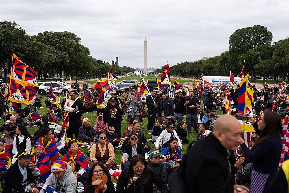 Pro-Tibet independence protestors