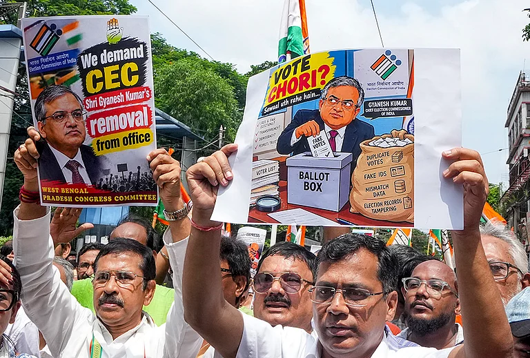 Cong, INDIA Bloc Parties Hold Rally In Hyderabad - | Photo: PTI/Swapan Mahapatra