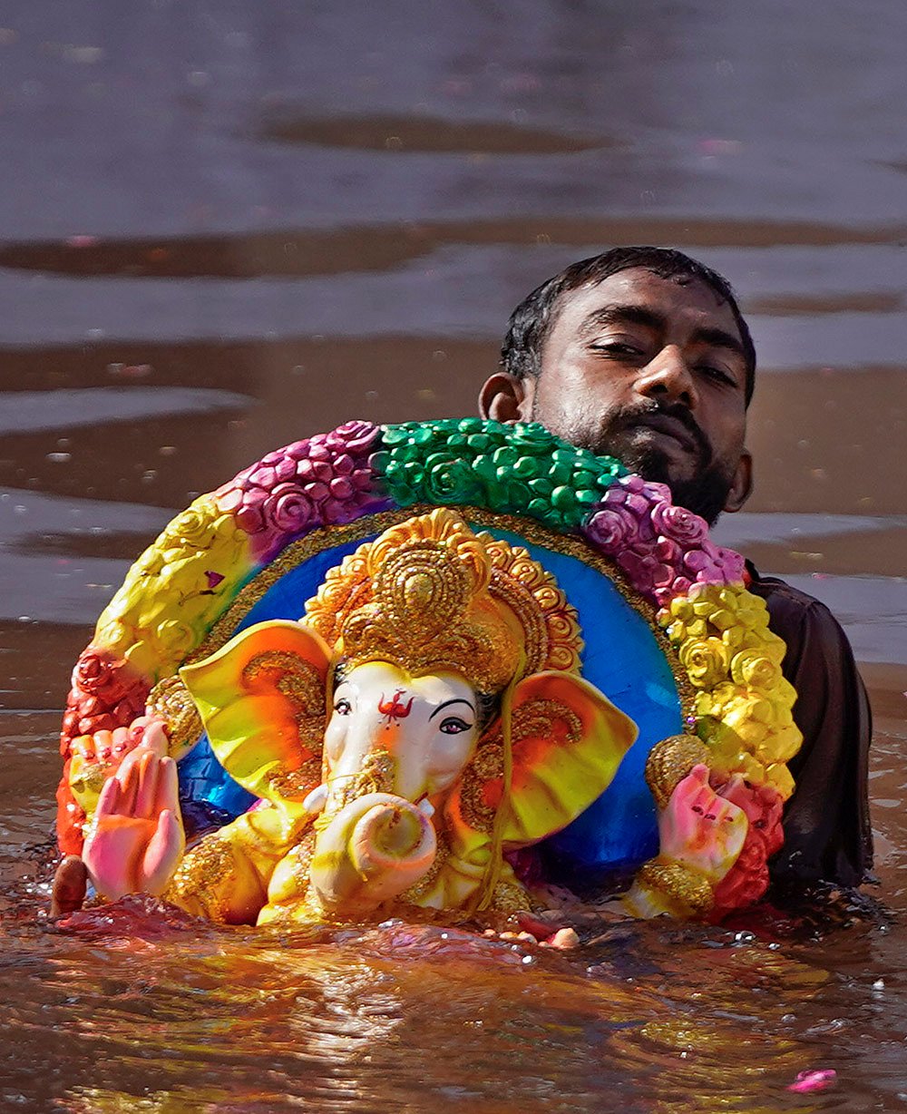 Anant Chaturdashi Ganesh Visarjan