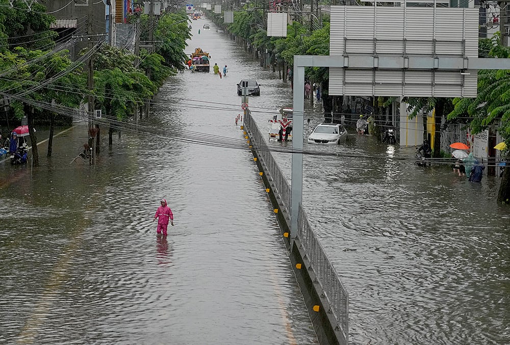 Bangkok rainfall accumulation 20cm