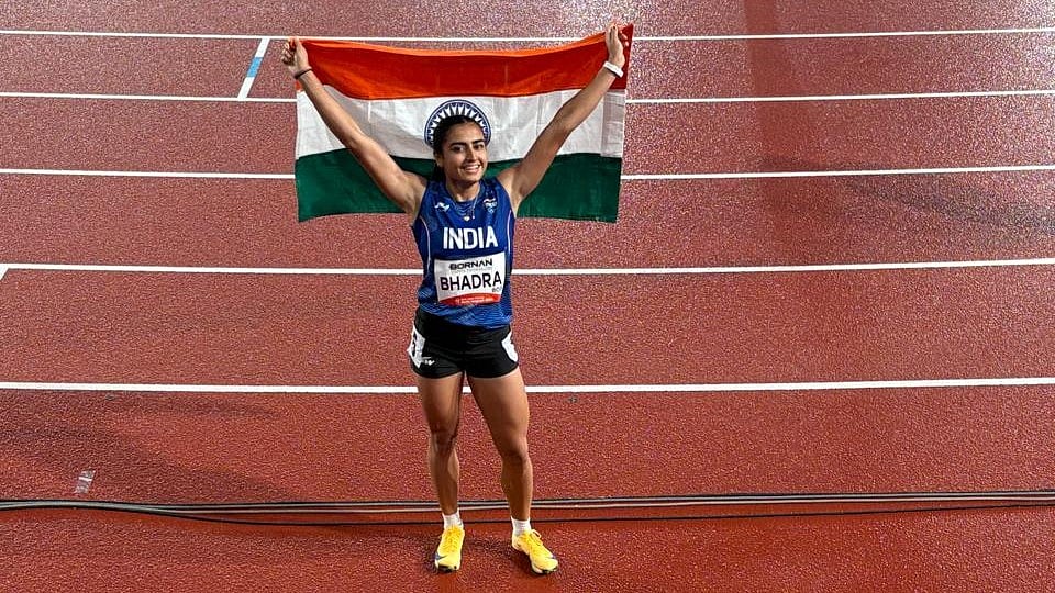 Harita Bhadra wins bronze in the Women's 200m at Asian Games 2026. - afiindia/X