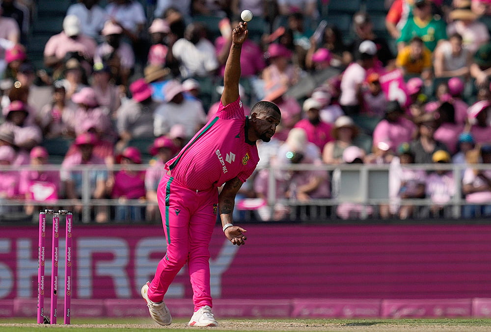 South Africa Vs Australia 2nd ODI highlights-South Africas bowler Lizaad Williams