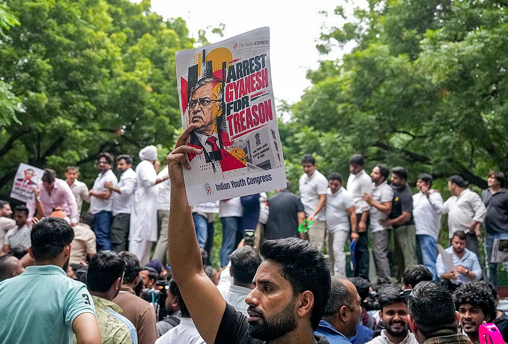 protest against CEC In new delhi