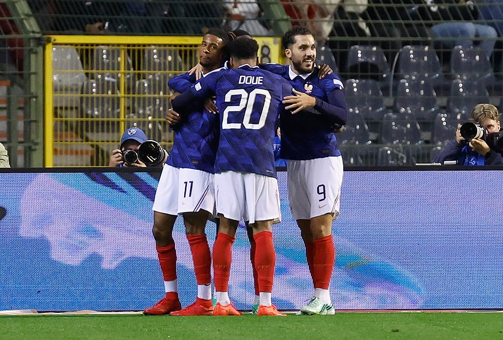 French players celebrate first goal during the UEFA Nations League soccer match between Belgium and France in Brussels, Belgium, Monday, Sept. 28, 2026.  - | Photo: AP/Geert Vanden Wijngaert