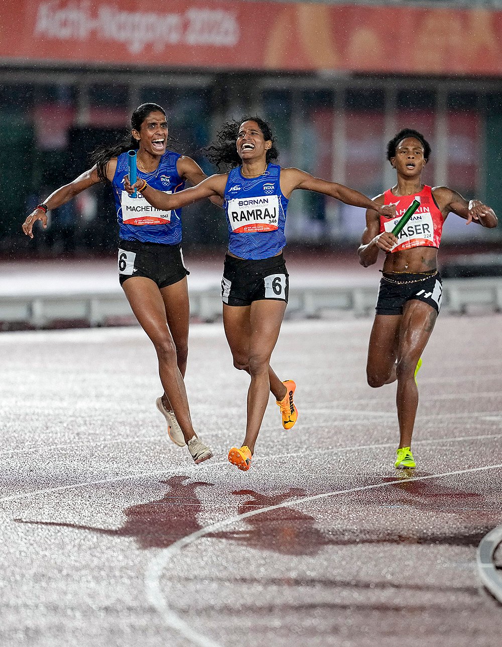Vithya Ramraj final leg acceleration relay