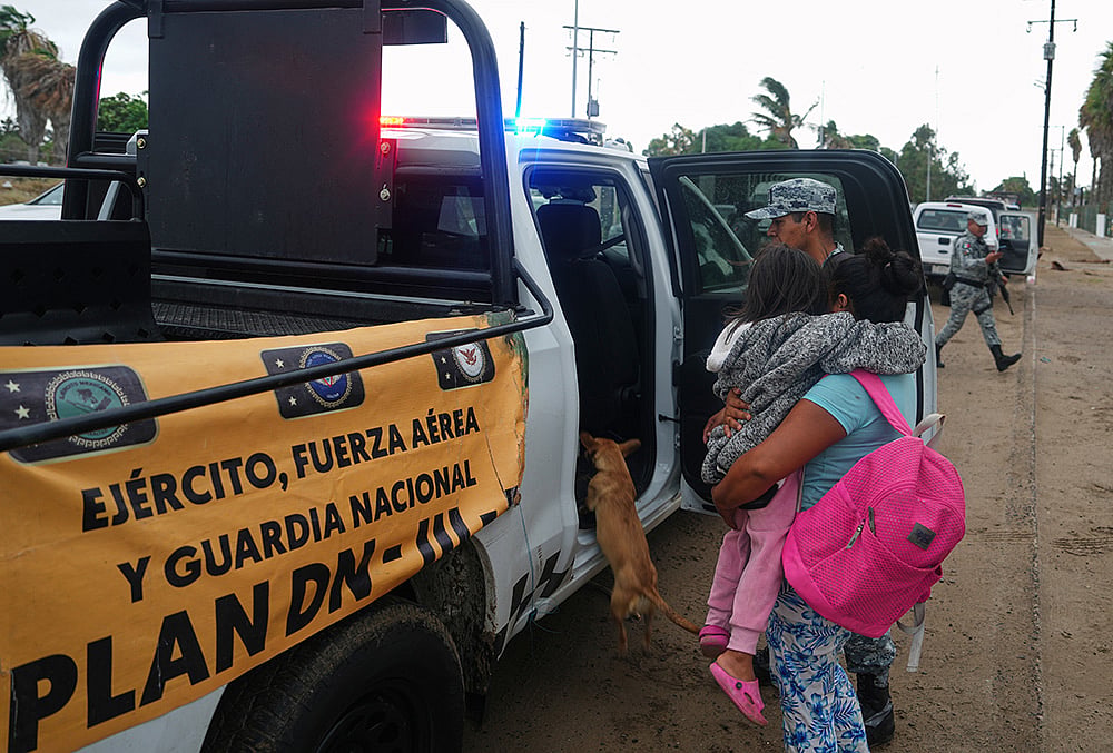 Comondú hurricane updates