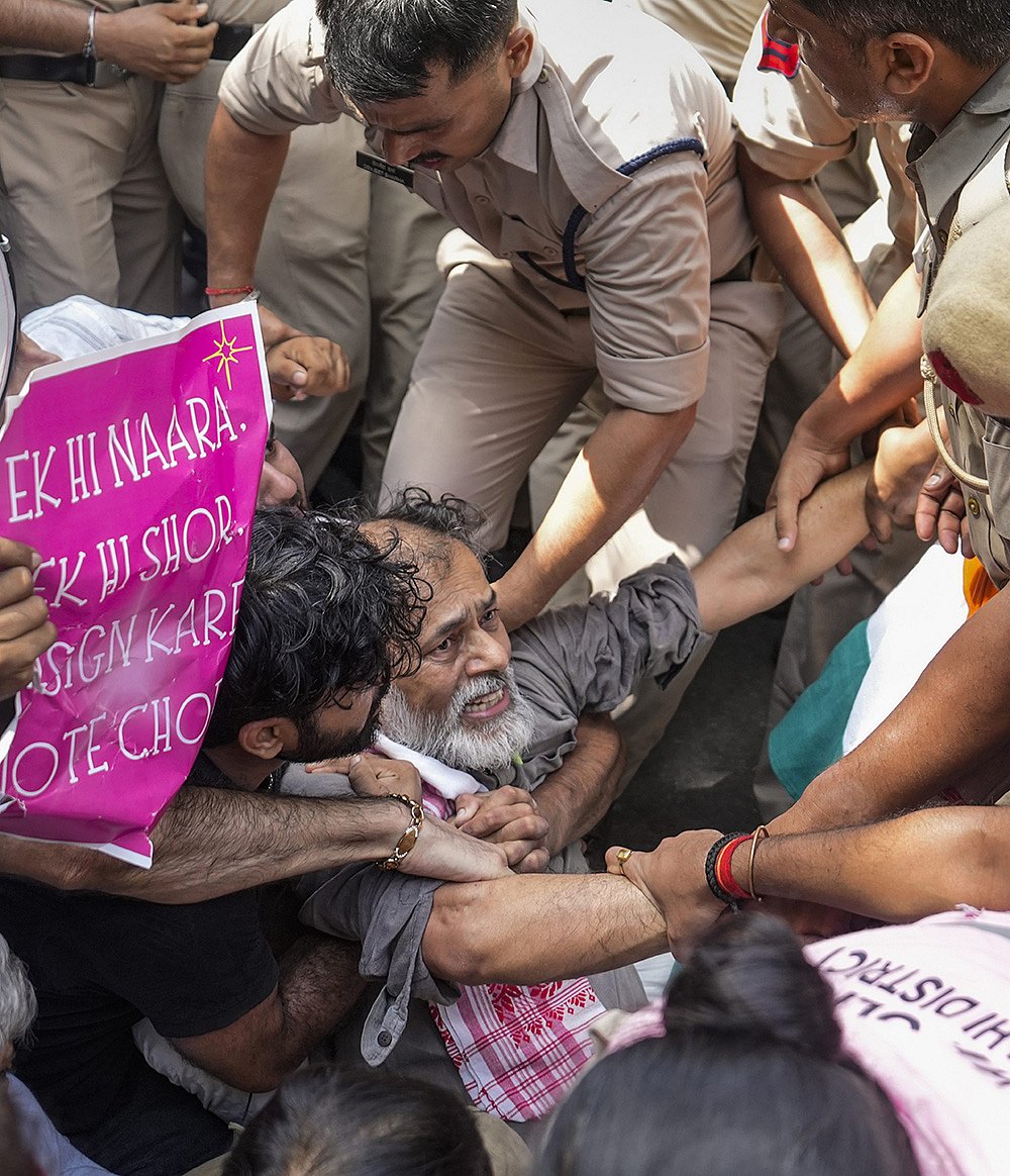 Protest against CEC over SIR process in Delhi