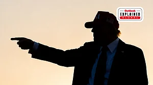 | X/@WhiteHouse : Is Trump Signalling A Return To War With Iran After The US Midterms?