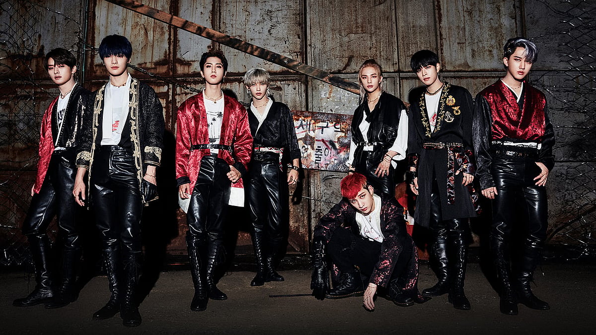 Stray Kids - X