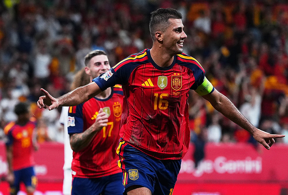 Spain vs Czechia UEFA Nations League football highlights-Spains Rodri
