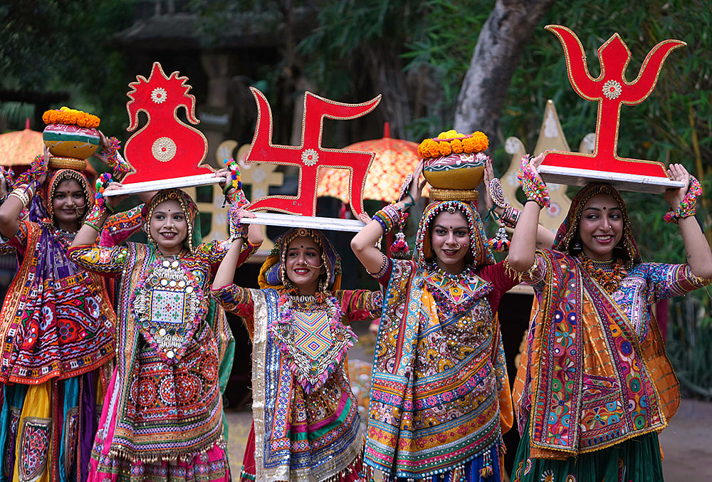 Popatiyu and Timli Garba training
