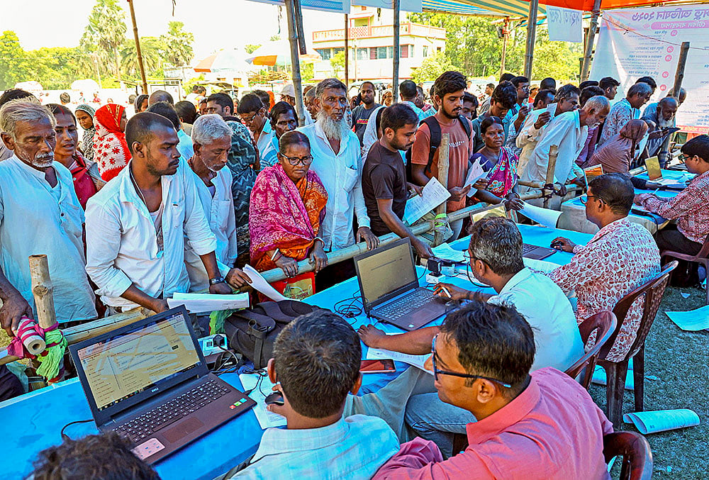 People enroll in govt welfare schemes in WB